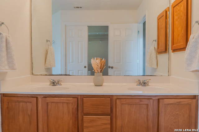 Image 22 of 44 For 518 Candy Dr