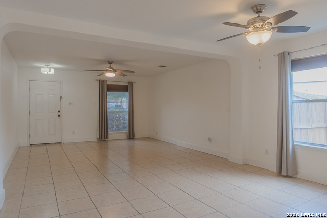 Image 40 of 44 For 518 Candy Dr