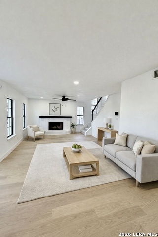 Image 2 of 19 For 207 River  