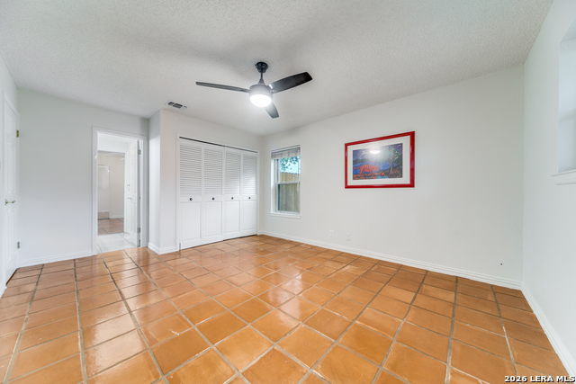 Listing photo id 19 for 13058 Hunters Cir N