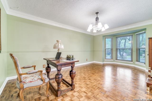 Listing photo id 2 for 13058 Hunters Cir N