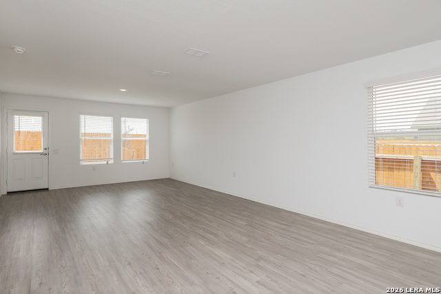 Image 6 of 15 For 4518 Emma  