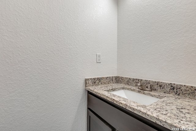 Image 31 of 36 For 470 Blue Quail