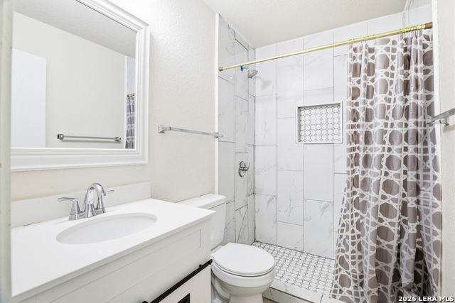 Image 20 of 38 For 7402 Branching Peak