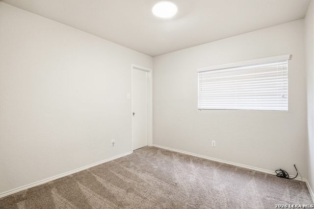 Image 21 of 38 For 7402 Branching Peak