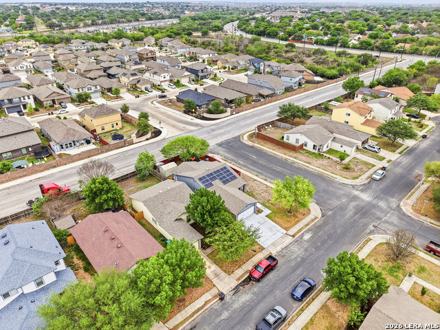 Image 32 of 38 For 7402 Branching Peak