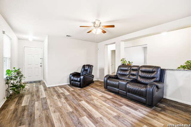 Image 7 of 38 For 7402 Branching Peak