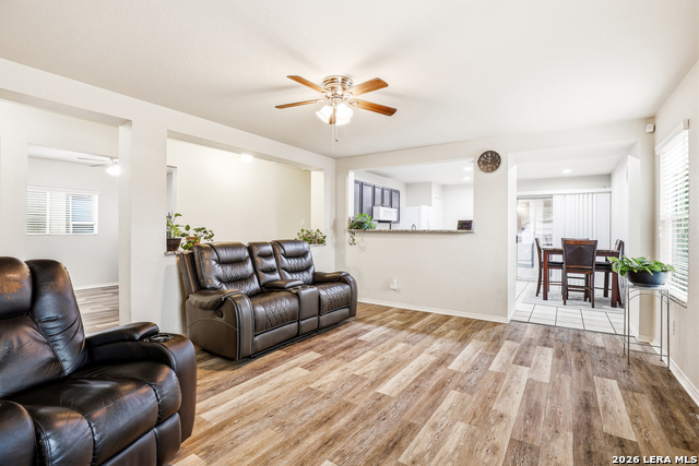 Image 8 of 38 For 7402 Branching Peak