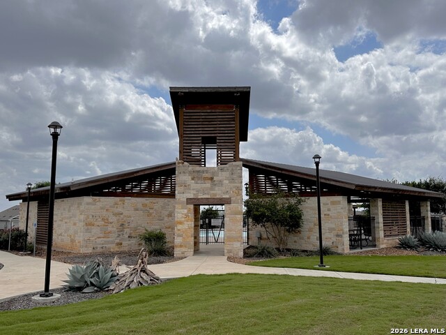 Image 33 of 35 For 1949 Redstart