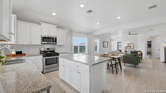 Image 4 of 35 For 1949 Redstart