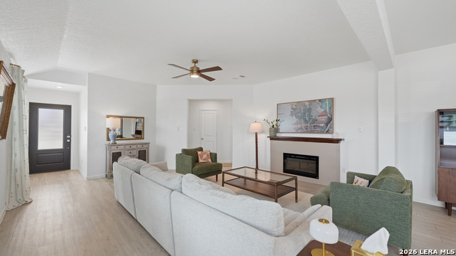 Image 9 of 35 For 1949 Redstart