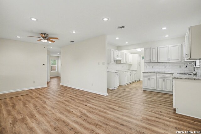 Image 12 of 38 For 205 Balcones Heights Rd