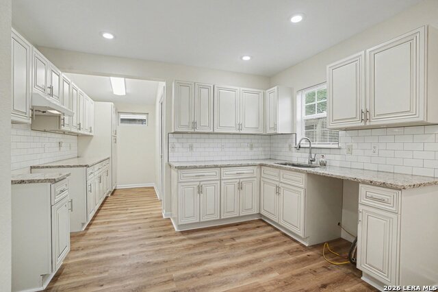 Image 13 of 38 For 205 Balcones Heights Rd