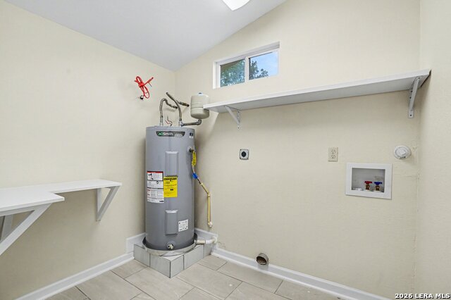 Image 17 of 38 For 205 Balcones Heights Rd