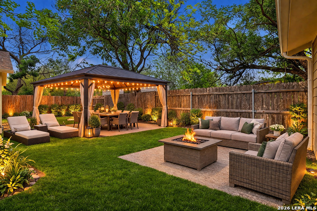 Image 33 of 38 For 205 Balcones Heights Rd