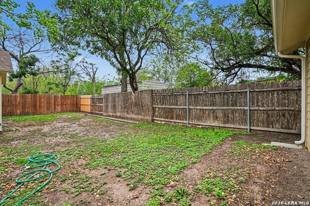 Image 34 of 38 For 205 Balcones Heights Rd