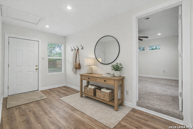 Image 7 of 38 For 205 Balcones Heights Rd