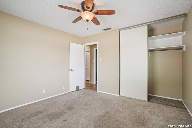 Image 14 of 33 For 5800 Royal Club