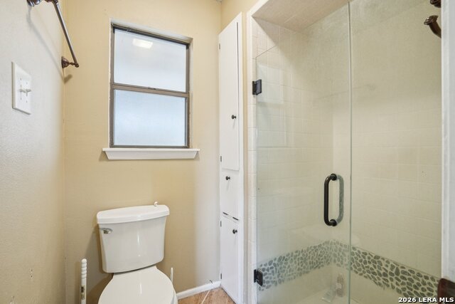 Image 25 of 33 For 5800 Royal Club