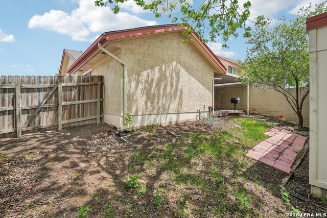 Image 33 of 33 For 5800 Royal Club