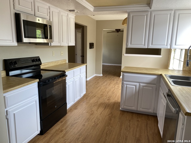 Image 10 of 25 For 5842 Spring Vly