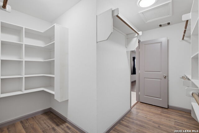 Image 18 of 40 For 16550 Alwick Ln