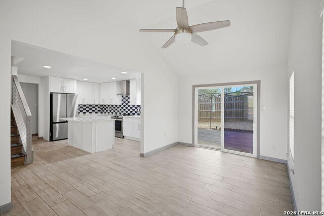 Image 19 of 40 For 16550 Alwick Ln