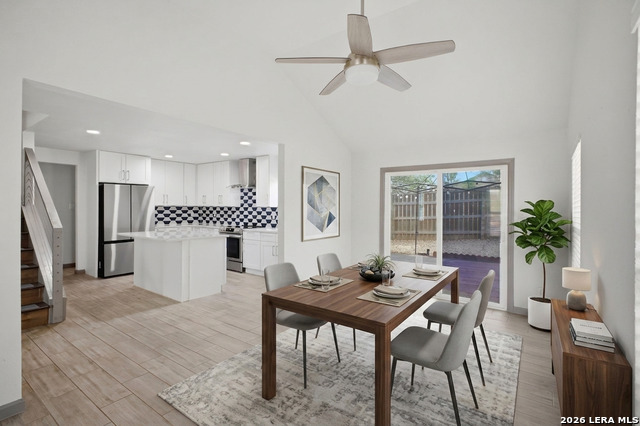 Image 3 of 40 For 16550 Alwick Ln