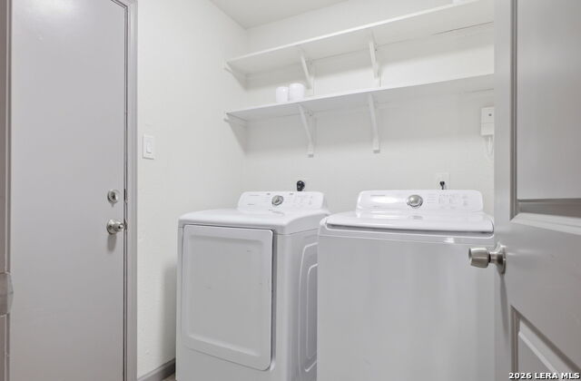 Image 34 of 40 For 16550 Alwick Ln