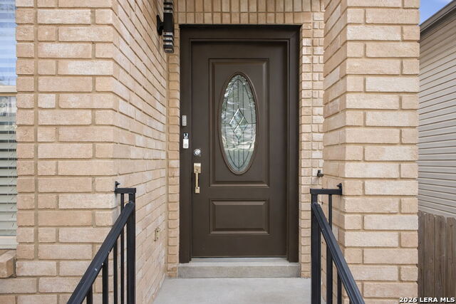 Image 8 of 40 For 16550 Alwick Ln