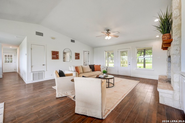 Image 12 of 50 For 1267 River Bend Dr