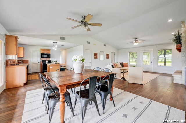 Image 15 of 50 For 1267 River Bend Dr