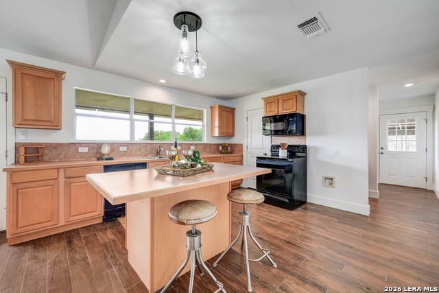 Image 17 of 50 For 1267 River Bend Dr