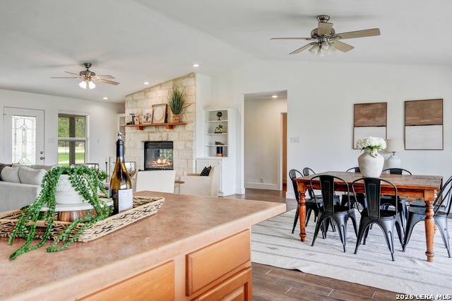 Image 20 of 50 For 1267 River Bend Dr