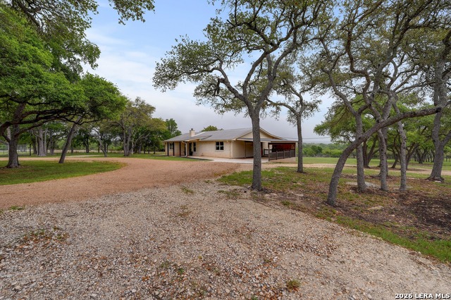 Image 4 of 50 For 1267 River Bend Dr