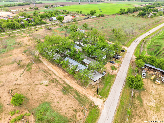 Listing photo id 11 for 135 County Road 480