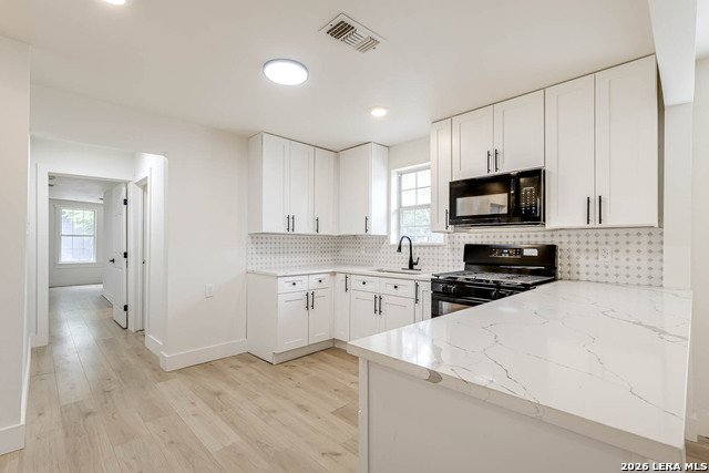 Image 11 of 28 For 1002 Fulton  