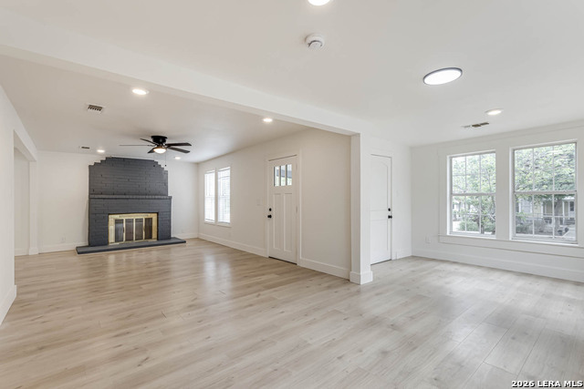 Image 7 of 28 For 1002 Fulton  