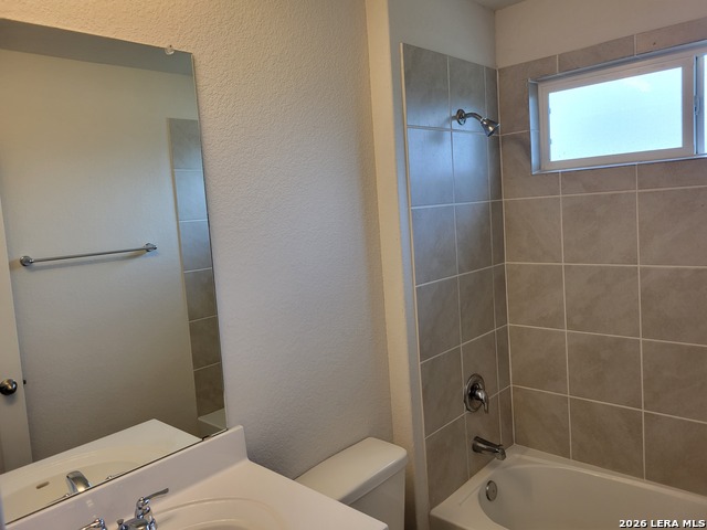 Image 19 of 23 For 1543 Rocky Rise