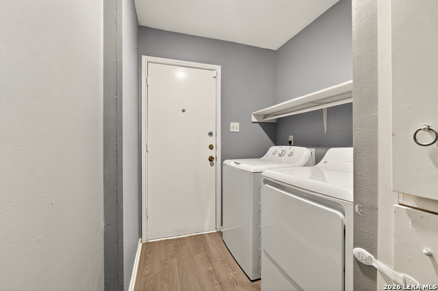 Image 14 of 24 For 5827 Sun Bay