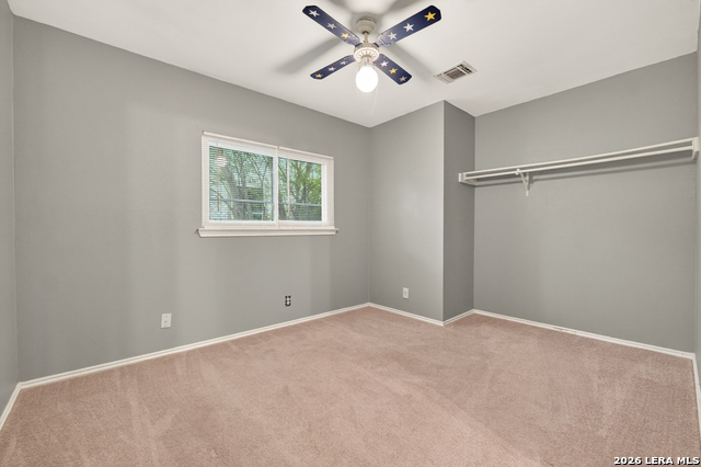 Image 18 of 24 For 5827 Sun Bay