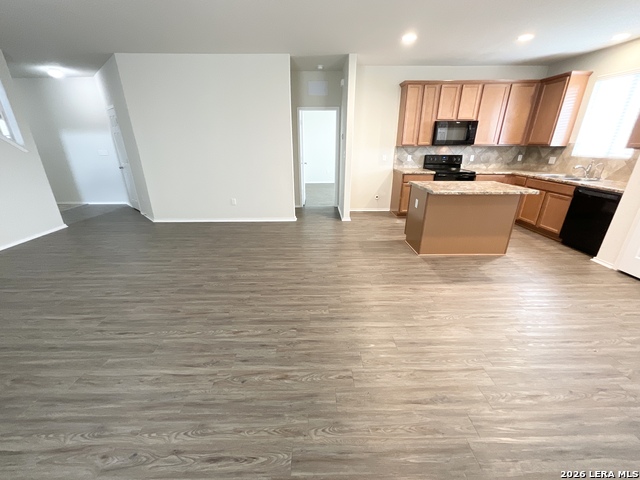 Image 12 of 49 For 11930 Silent Cyn