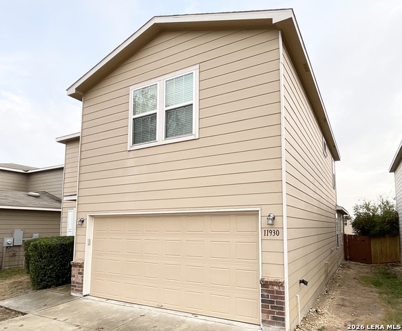 Image 2 of 49 For 11930 Silent Cyn