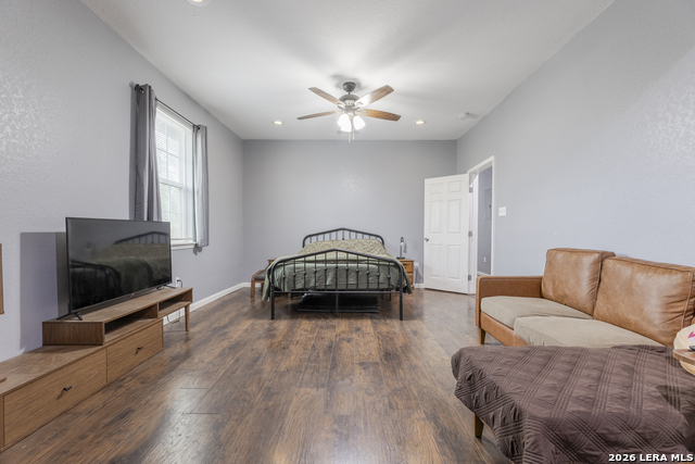 Image 15 of 23 For 2608 Leal St