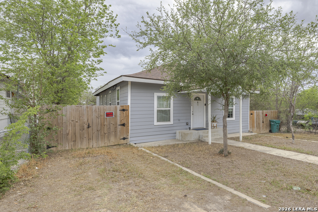 Image 3 of 23 For 2608 Leal St