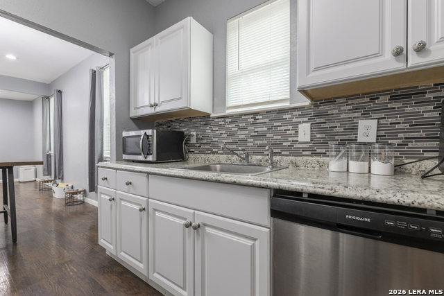 Image 6 of 23 For 2608 Leal St