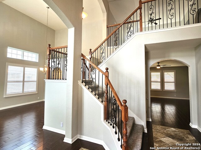 Image 10 of 39 For 649 Cavan  