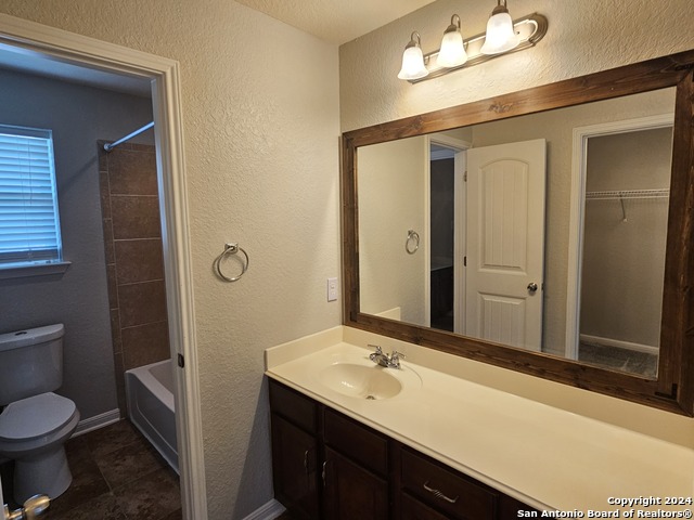 Image 26 of 39 For 649 Cavan  