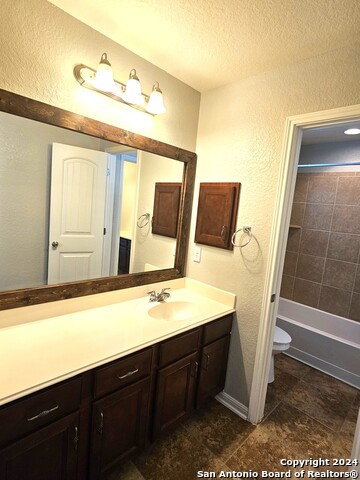 Image 28 of 39 For 649 Cavan  