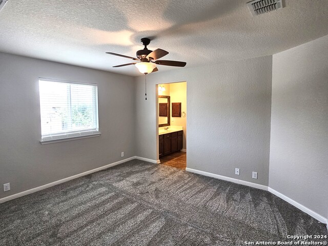 Image 29 of 39 For 649 Cavan  